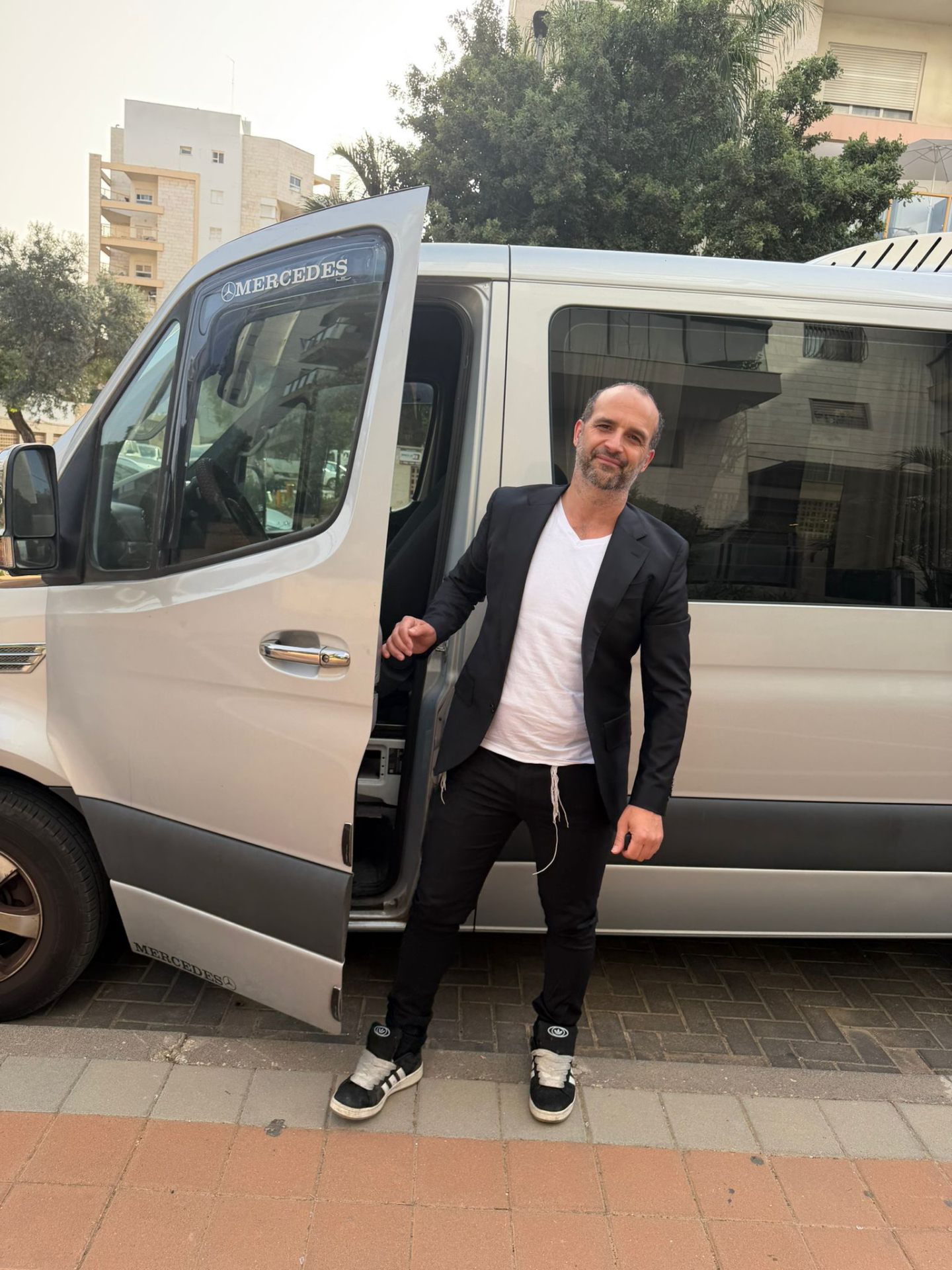 Haim Vico — Mercedes Sprinter premium